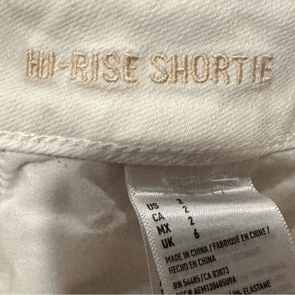 American Eagle Super Stretch  Hi Rise Shortie Distressed White Shorts Size 2 - Picture 7 of 10